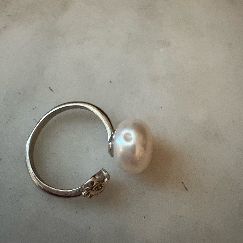 EUC .925 silver Pearl ring size 7.5 - Picture 6 of 8